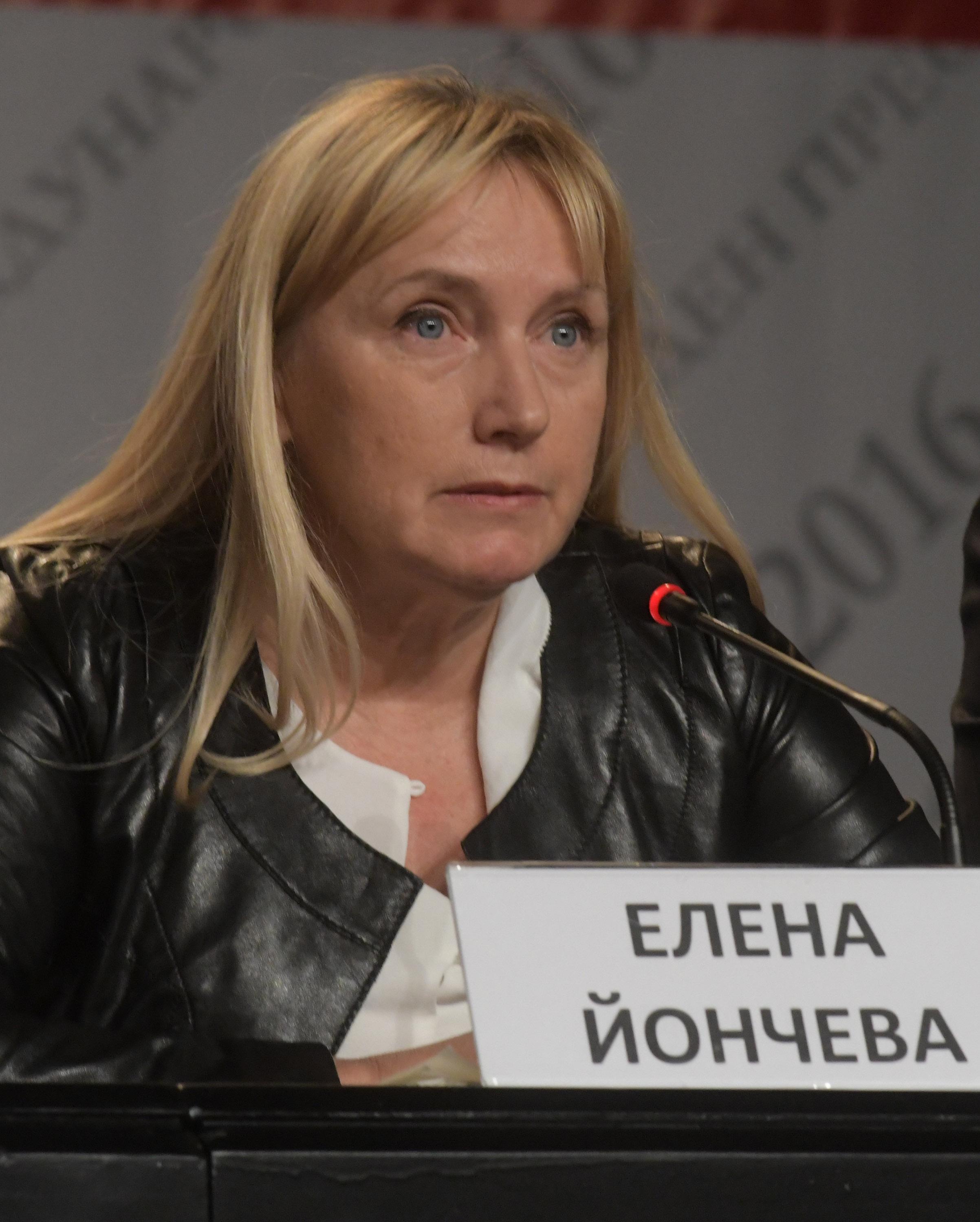 Елена Йончева заведе дело срещу Бойко Методиев Борисов
