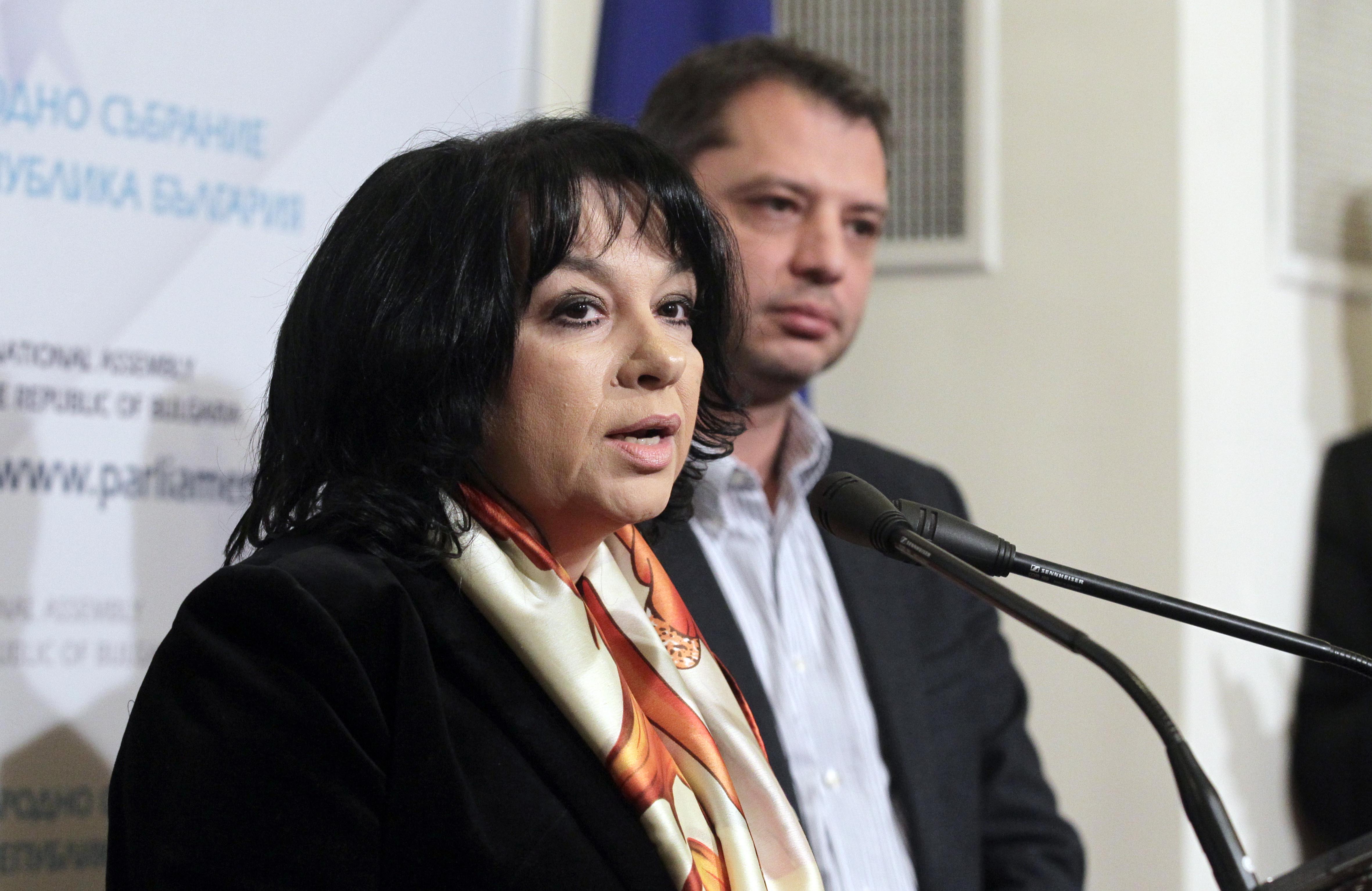 Теменужка Петкова поиска удължаване на срока за представяне на претенциите към Газпром