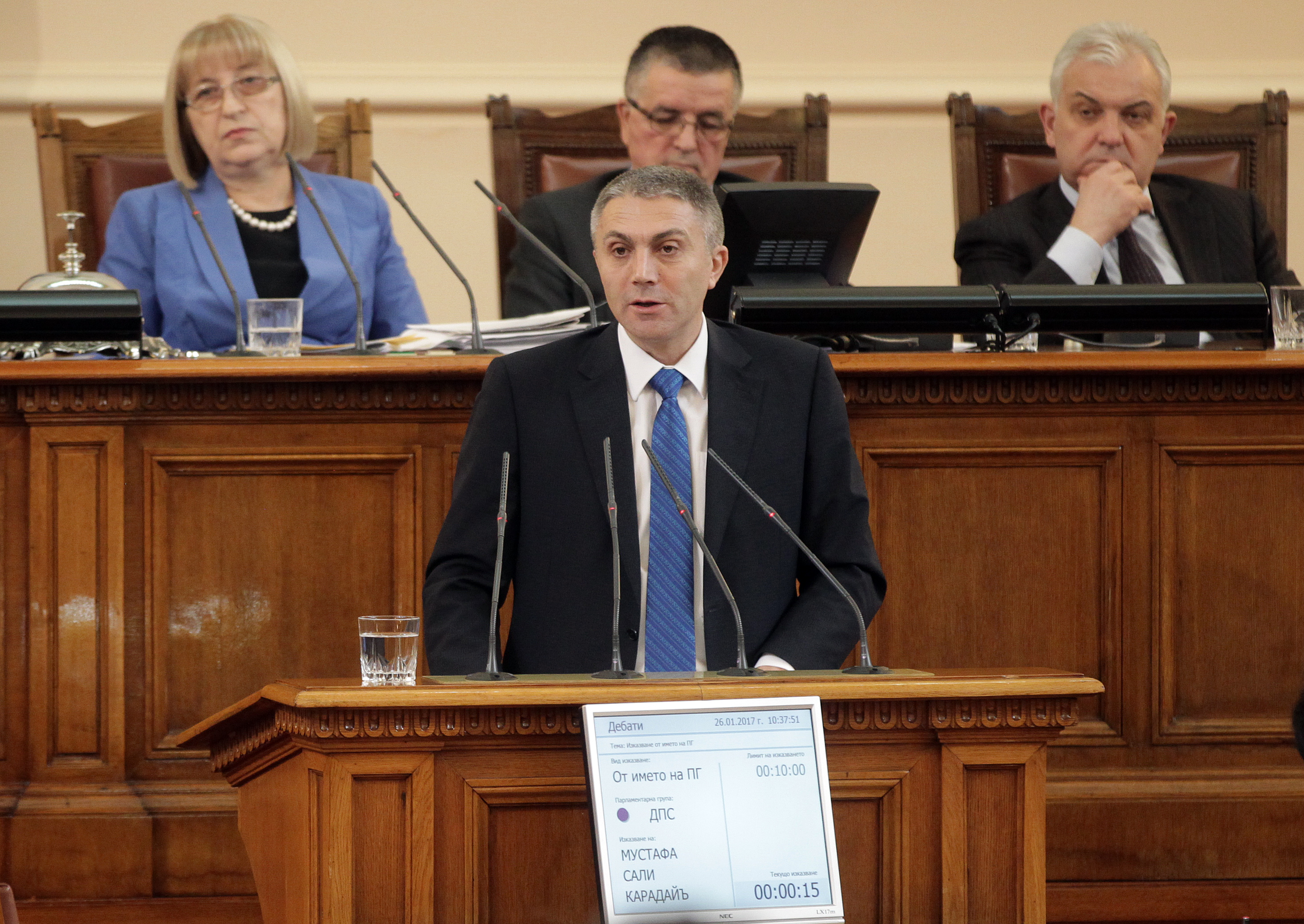 БСП и ДПС предложиха декларация на парламента за Македония