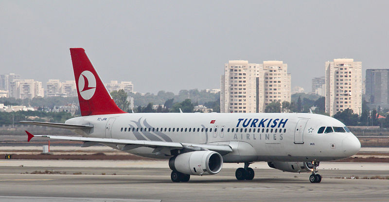 На ”Турски авиолинии” се падат 327 от отменените полети