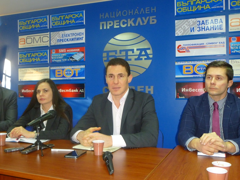 АБВ: На 26 март ще доминират ГЕРБ и ”продавач на илюзии”