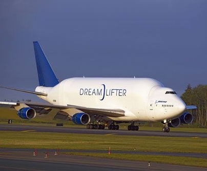 The Boeing 747 Dreamlifter е на осмо място