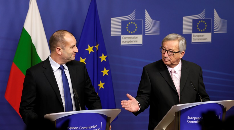 Радев и Юнкер обсъдиха единството и сигурността на ЕС