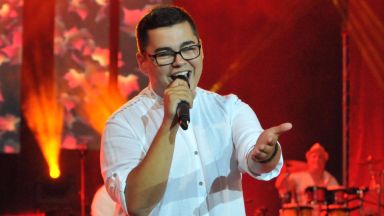 Звездата от "Големите надежди" и "България търси талант" - 16-годишният Радко Петков - с дебютен албум