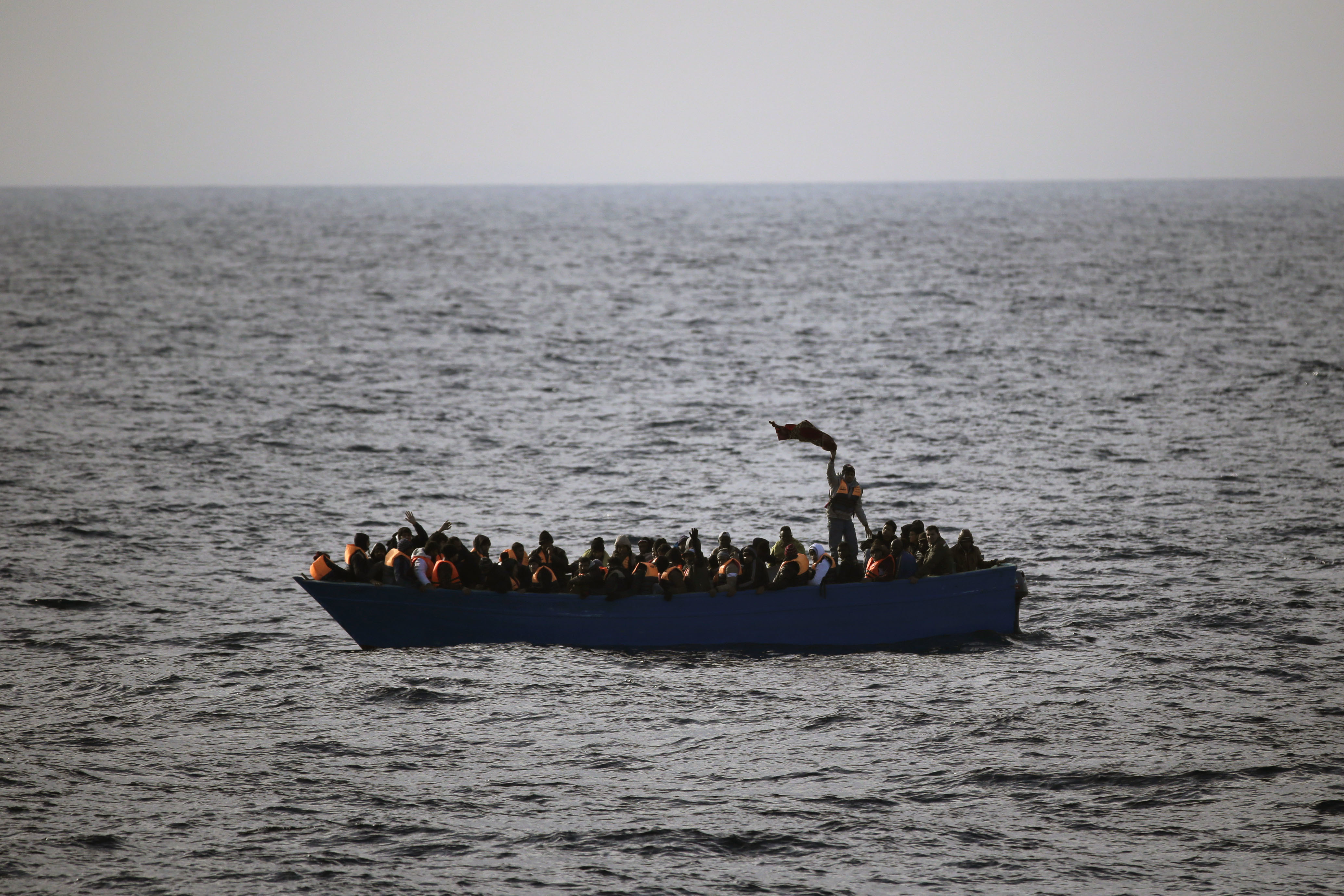 Миграцията от Либия през Средиземно море е голям проблем за Италия