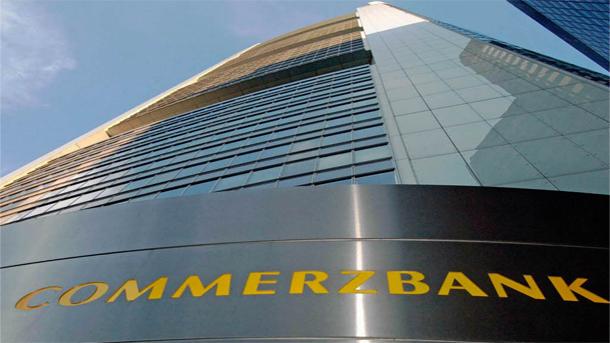Спад на печалбата на Commezrbank в резултат на рязко повишение на заделени провизии за “лоши заеми“