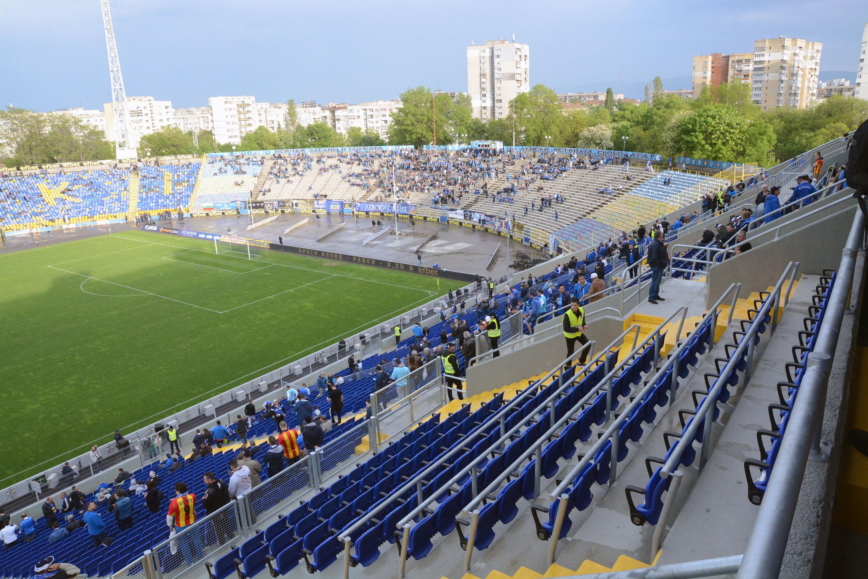 Неправомерно ли ползва стадиона си ”Левски”?