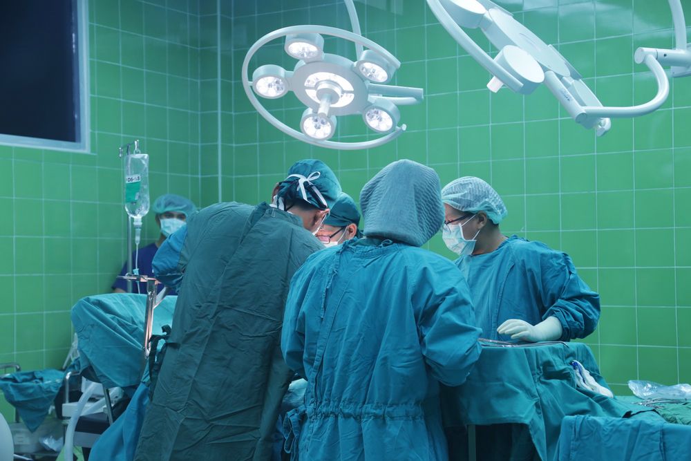 Лекарите в Сандански оперират детето