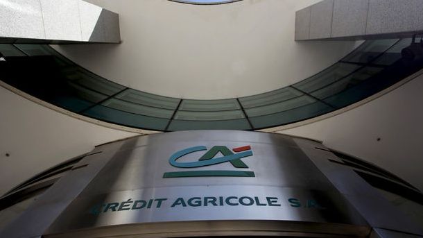 Печалбата на френската банка Credit Agricole се срина с 67%