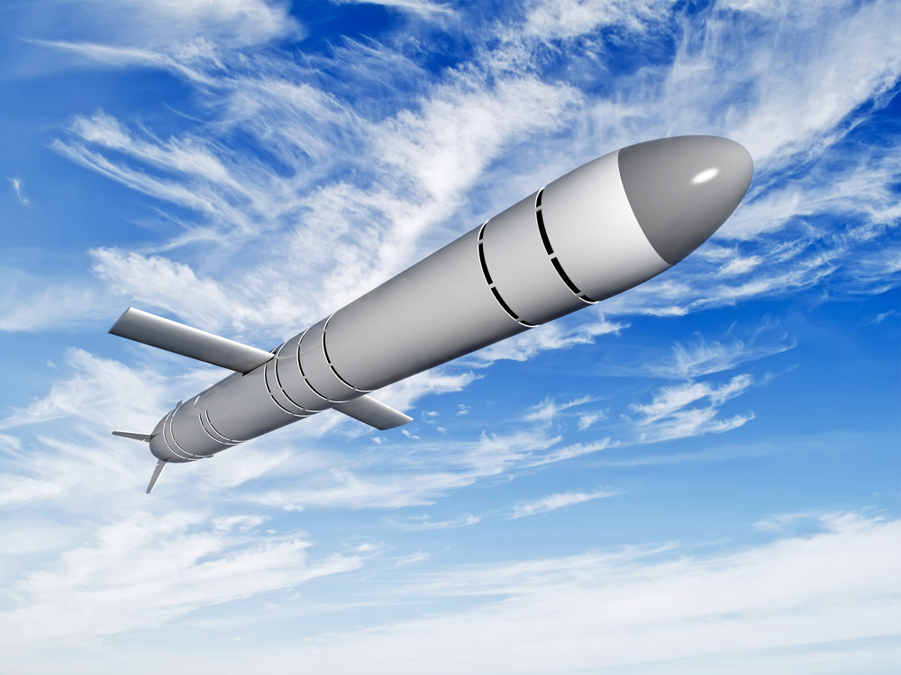 Вашингтон обвинява Русия за забранена крилата ракета