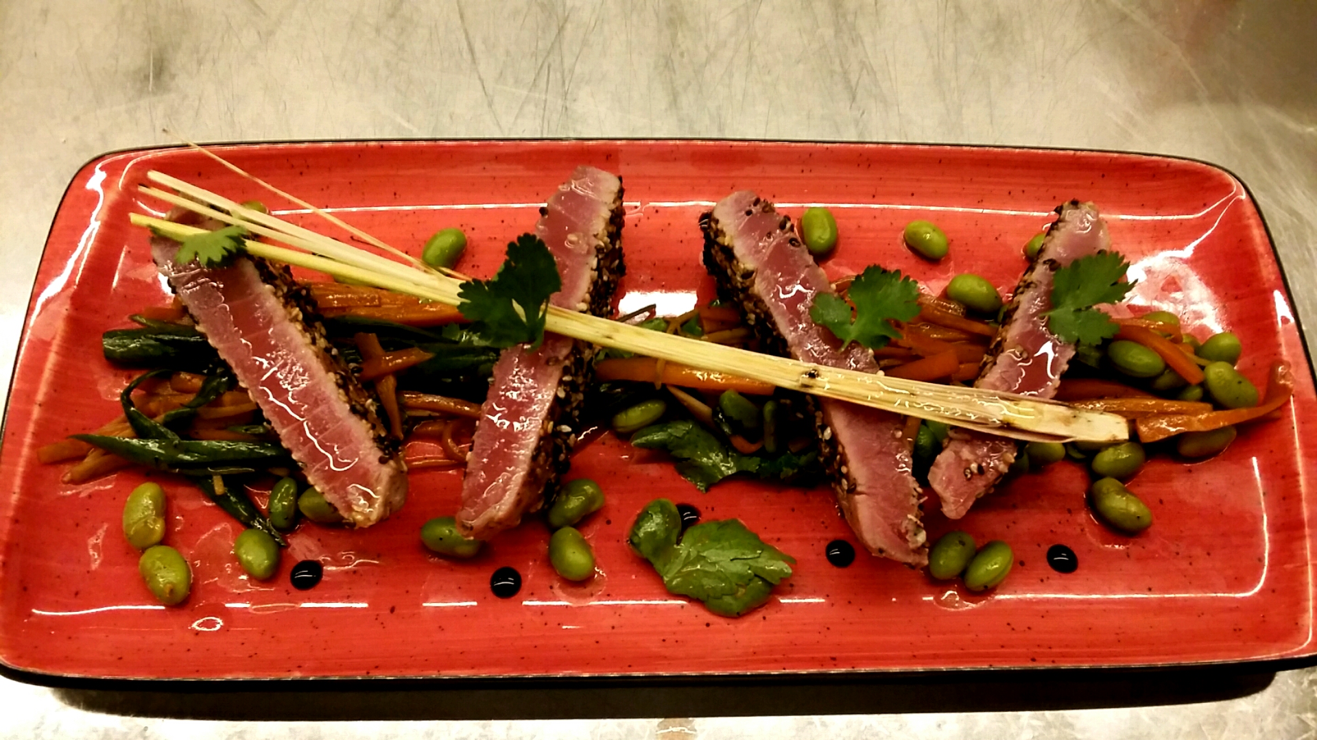 Риба тон в азиатски стил