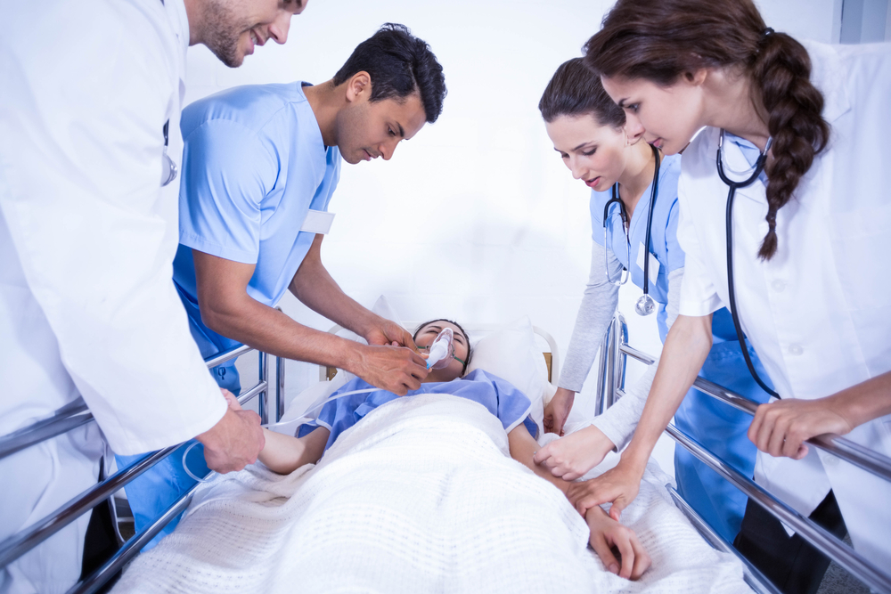 Медиците настояват за адекватни мерки за спасяване на общинските болници