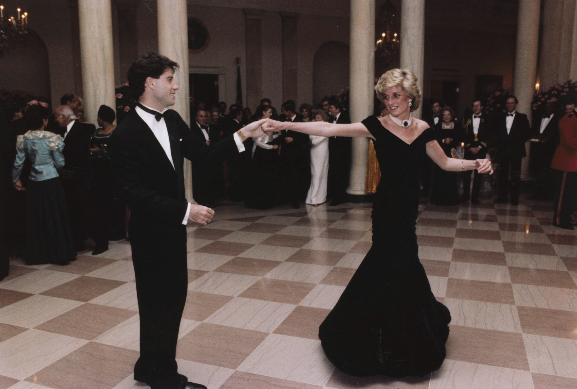 Джон Траволта танцува с принцеса Даяна в Белия дом (1985 г.)