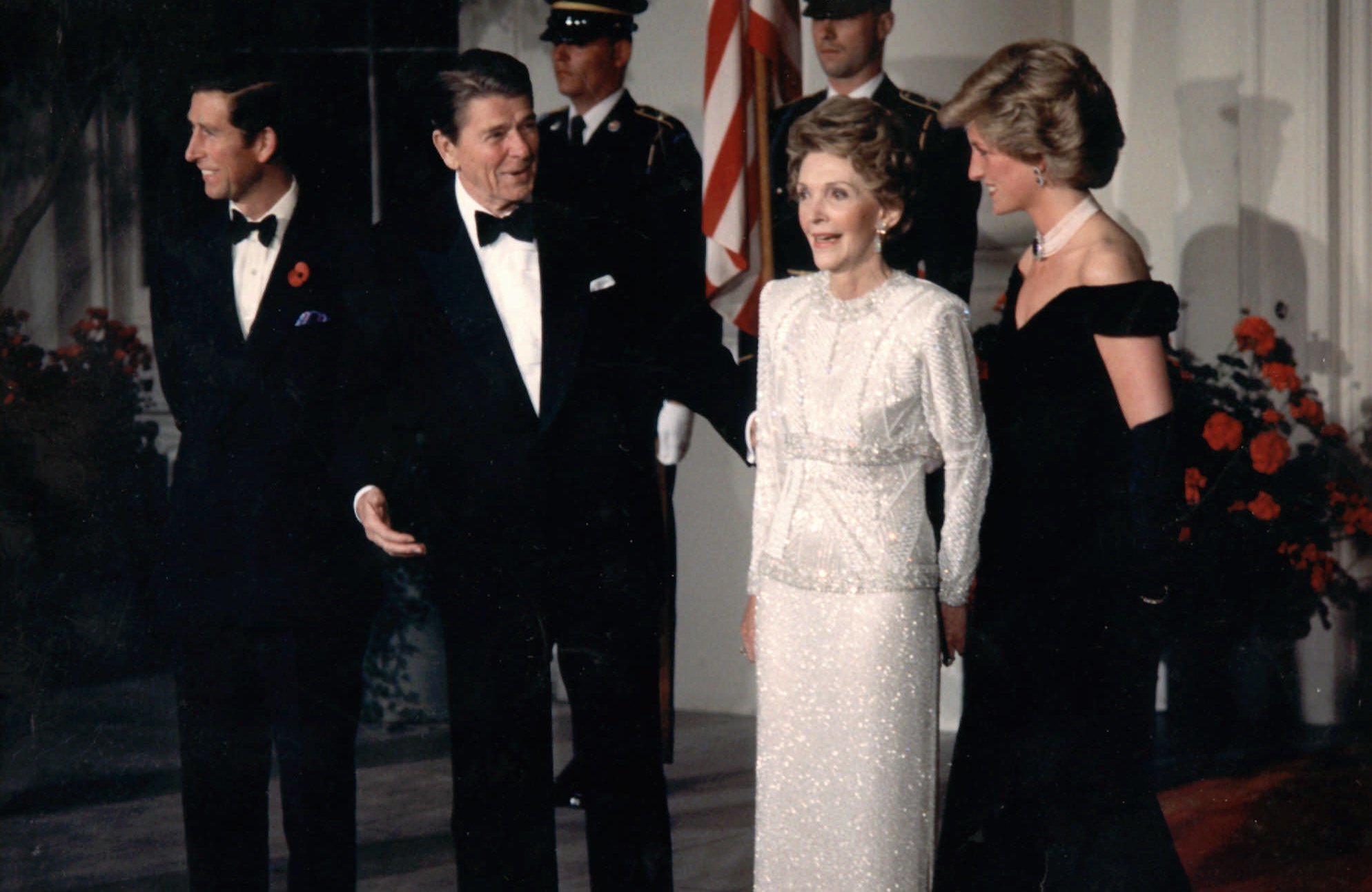 Принц Чарлз и принцеса Даяна с американския президент Роналд Рейгън и съпругата му Нанси