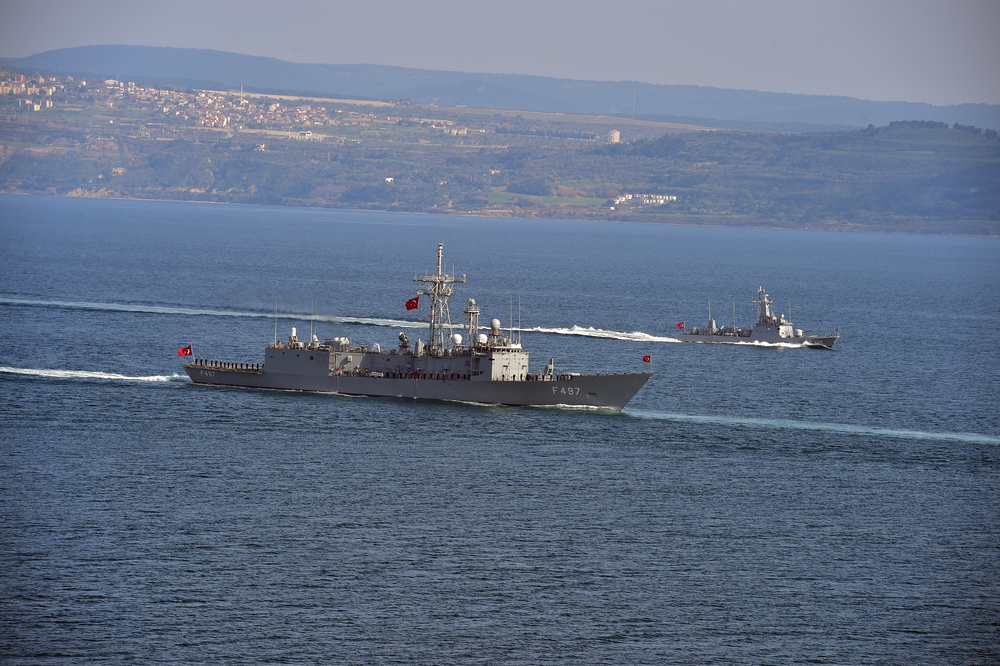 Поредно опасно военно приближаване между Турция и Гърция