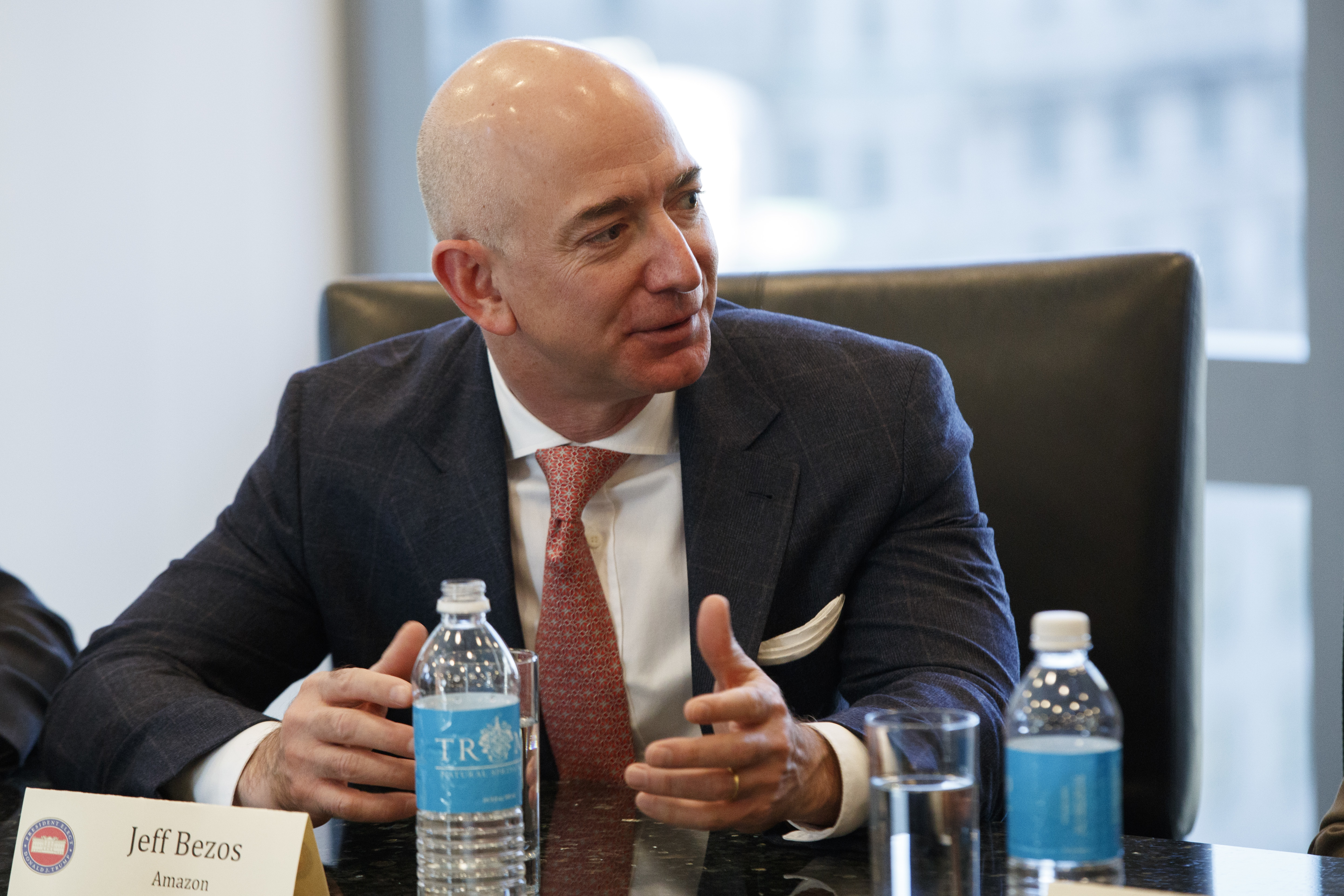 Шефът на Amazon стана втори по богатство в света