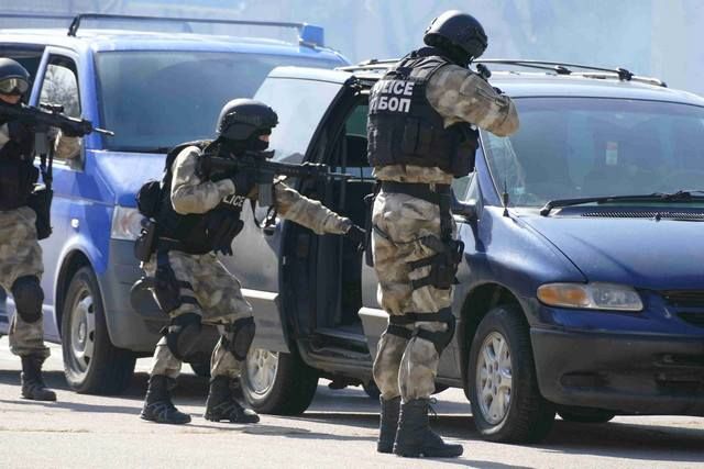 Масирана полицейска акция на ГДБОП в София