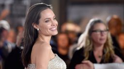 Анджелина Джоли се завръща след развода като Екатерина Велика