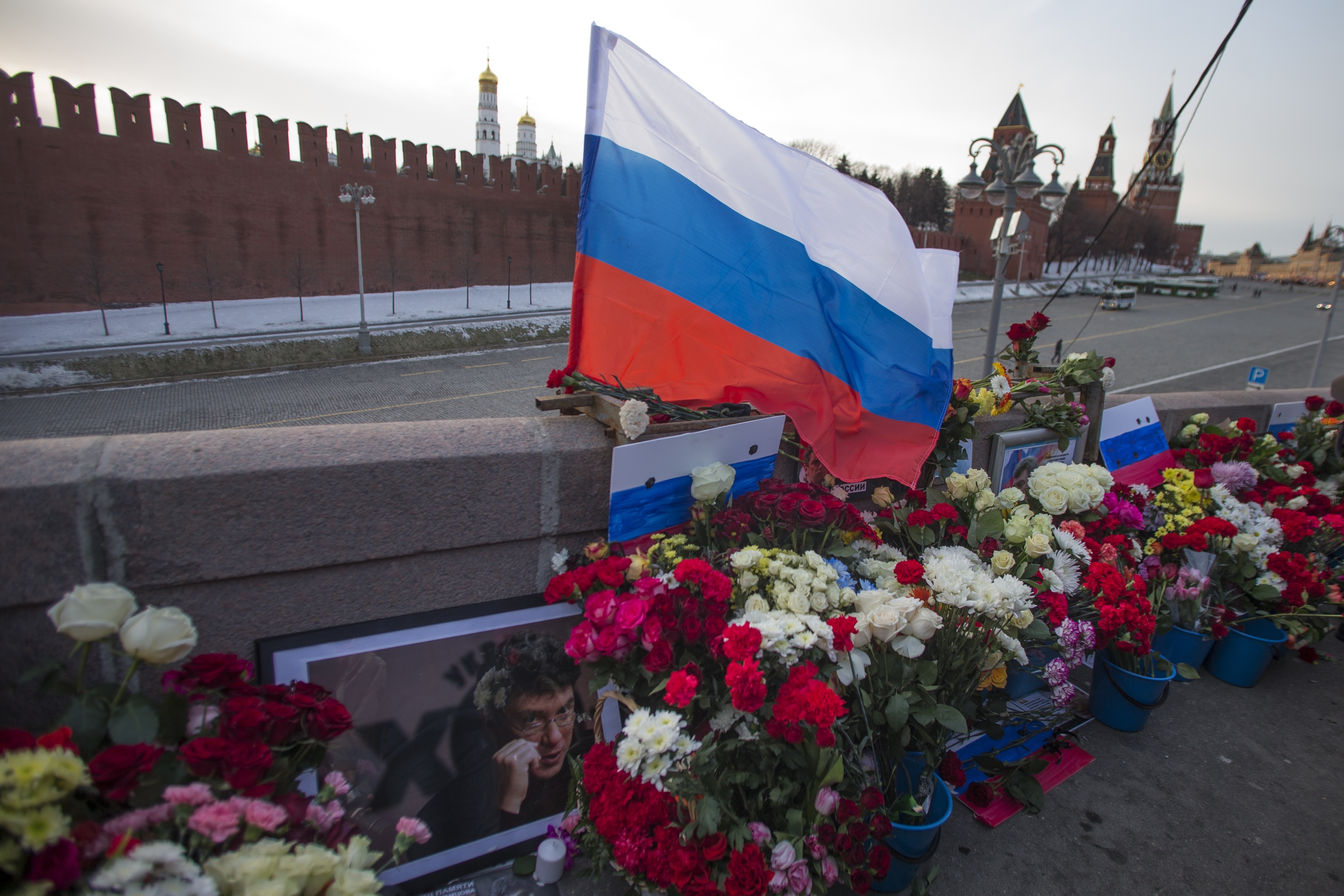 Хилядно шествие в памет на Немцов в Москва