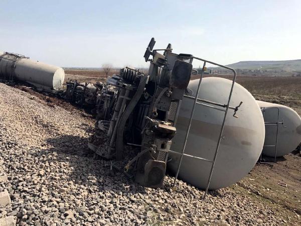 Осем вагона са дерайлирали след експлозията в Диарбекир