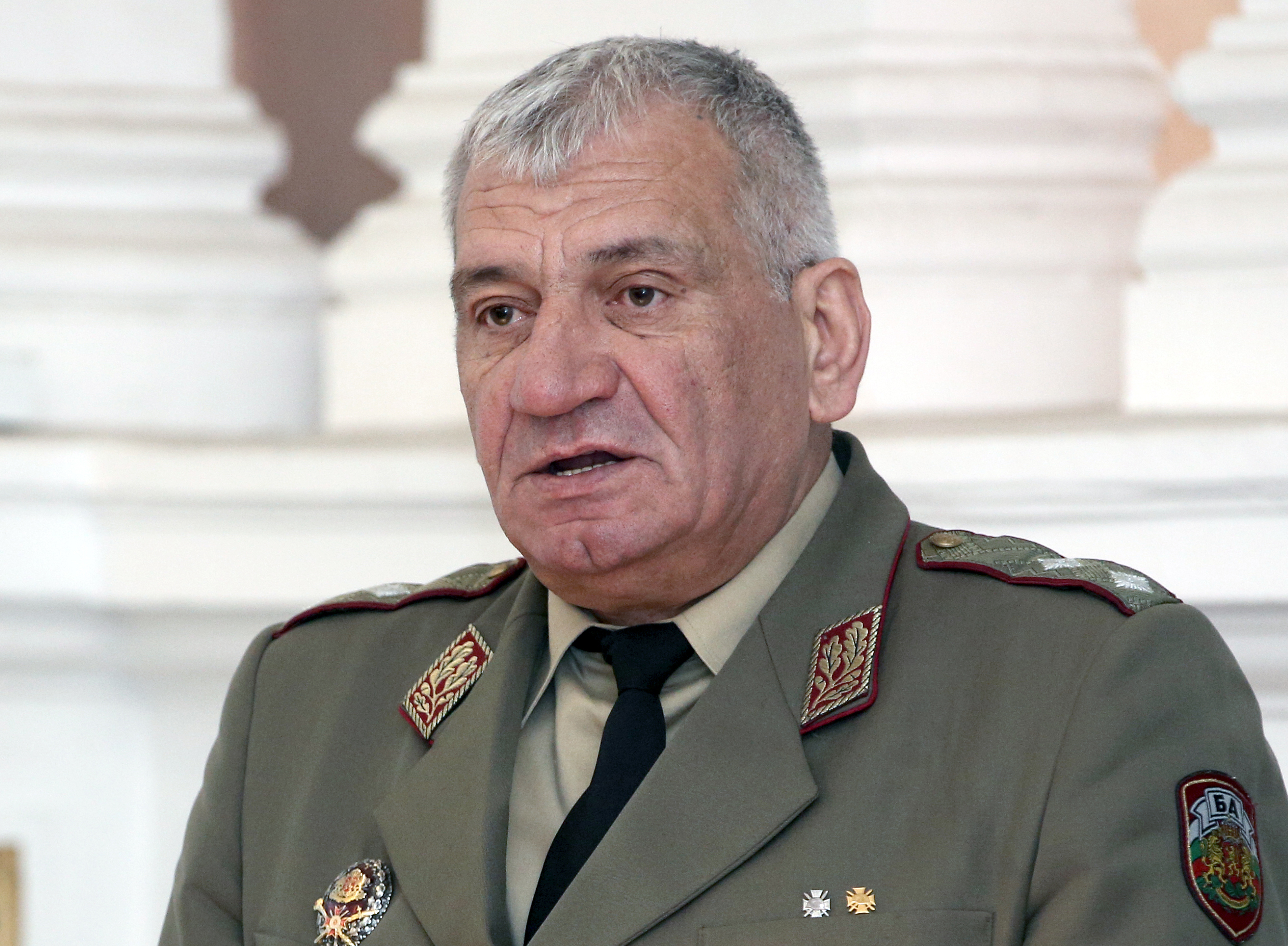 Генерал Андрей Боцев: Не е тайна, че личният състав е около 28 - 29% под щата