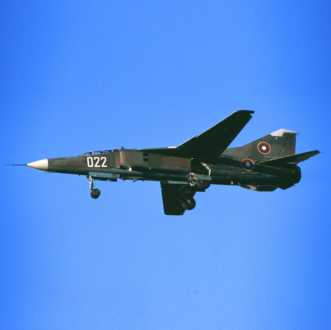 Български МиГ-23