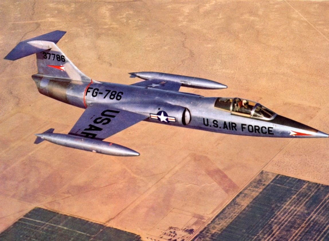 F-104