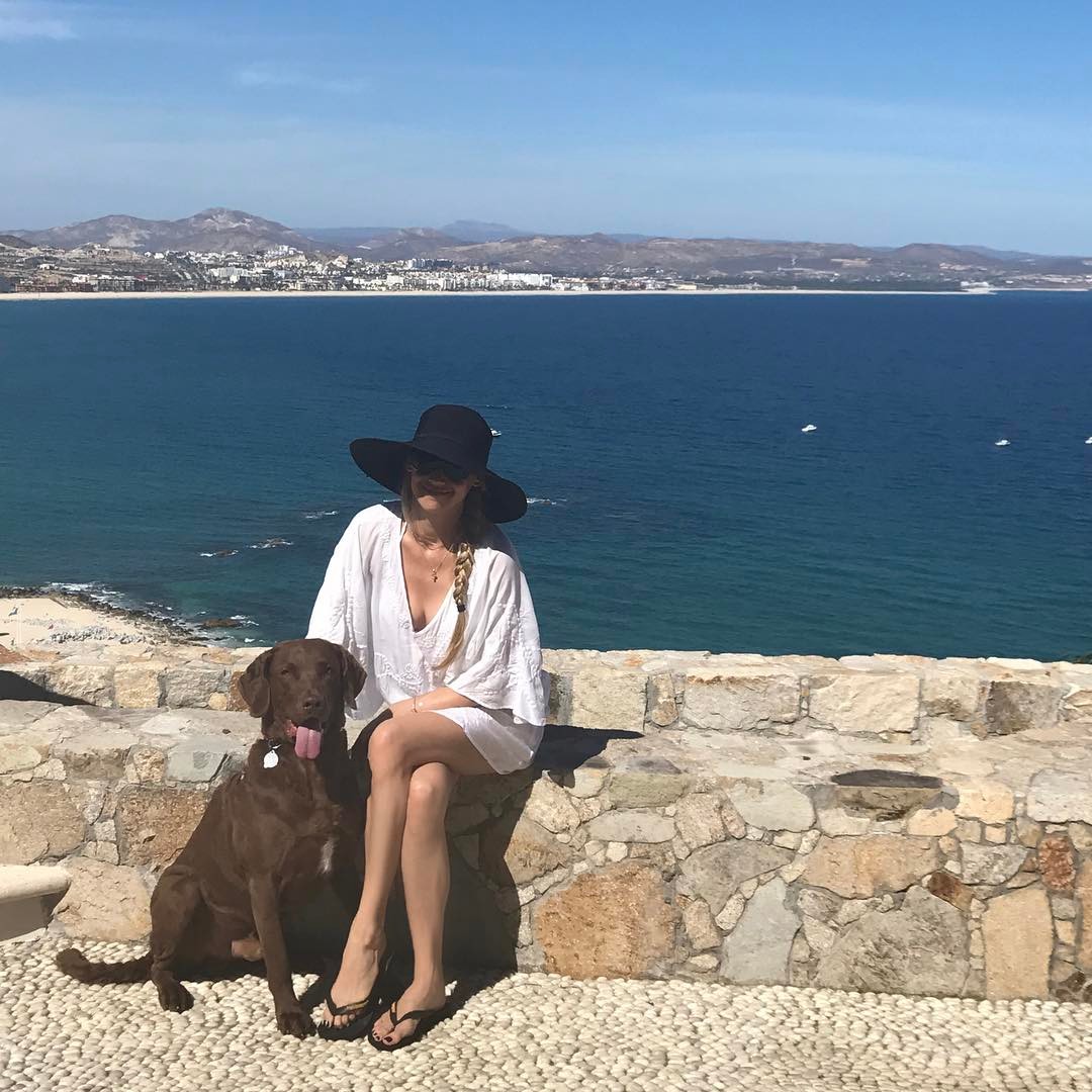 Иглесиас и Курникова на почивка в Мексико