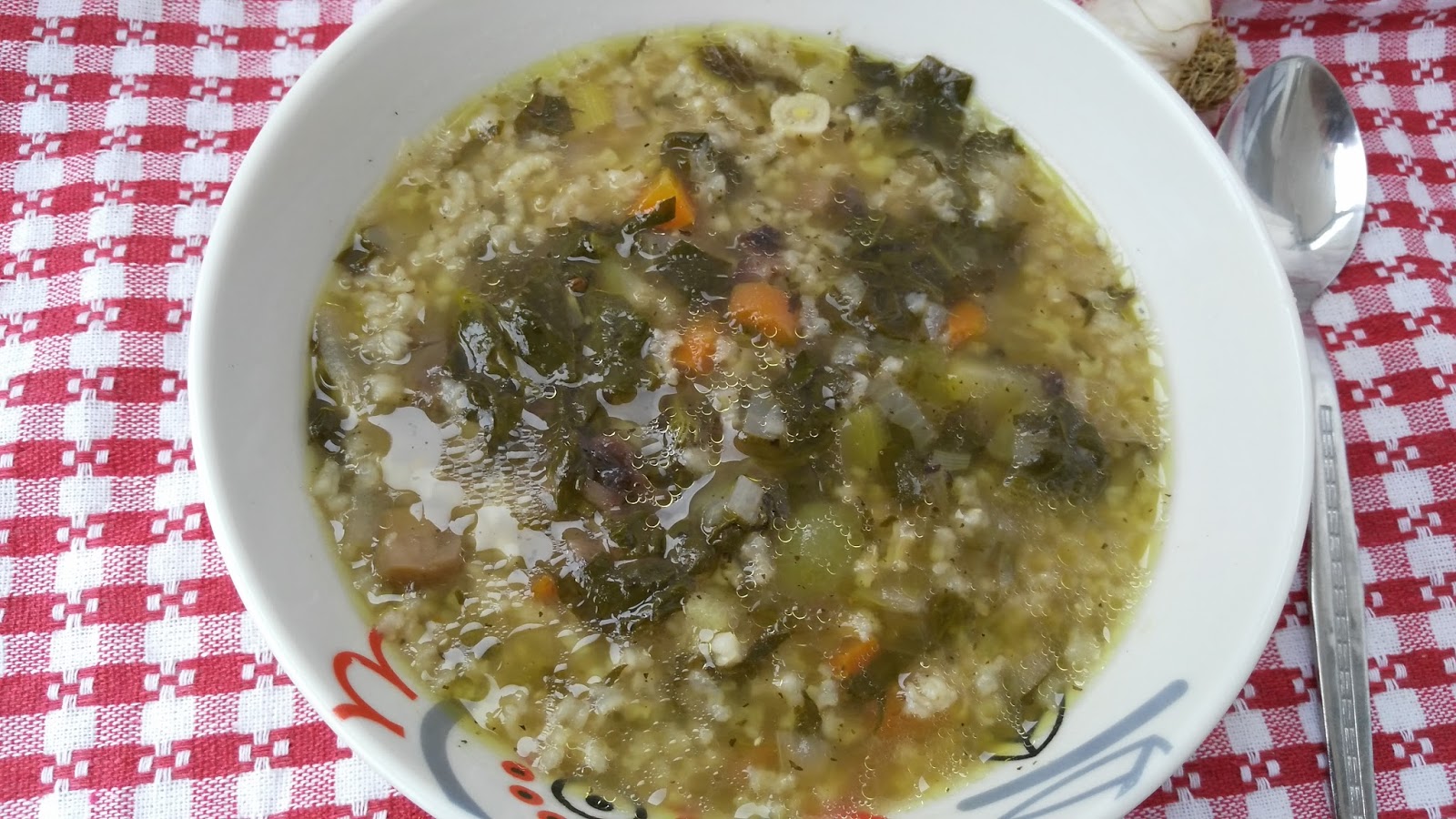 Постна супа със спанак и гъби