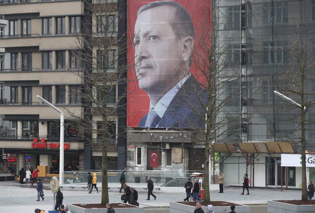 ”РБ - Глас народен” поиска затваряне на секциите в Турция
