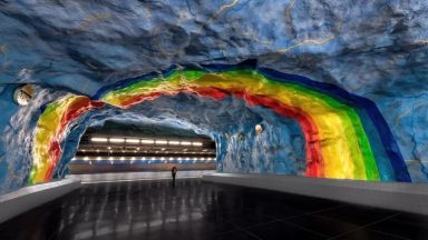 Изкуство под земята: Стокхолмското метро ще ви изуми