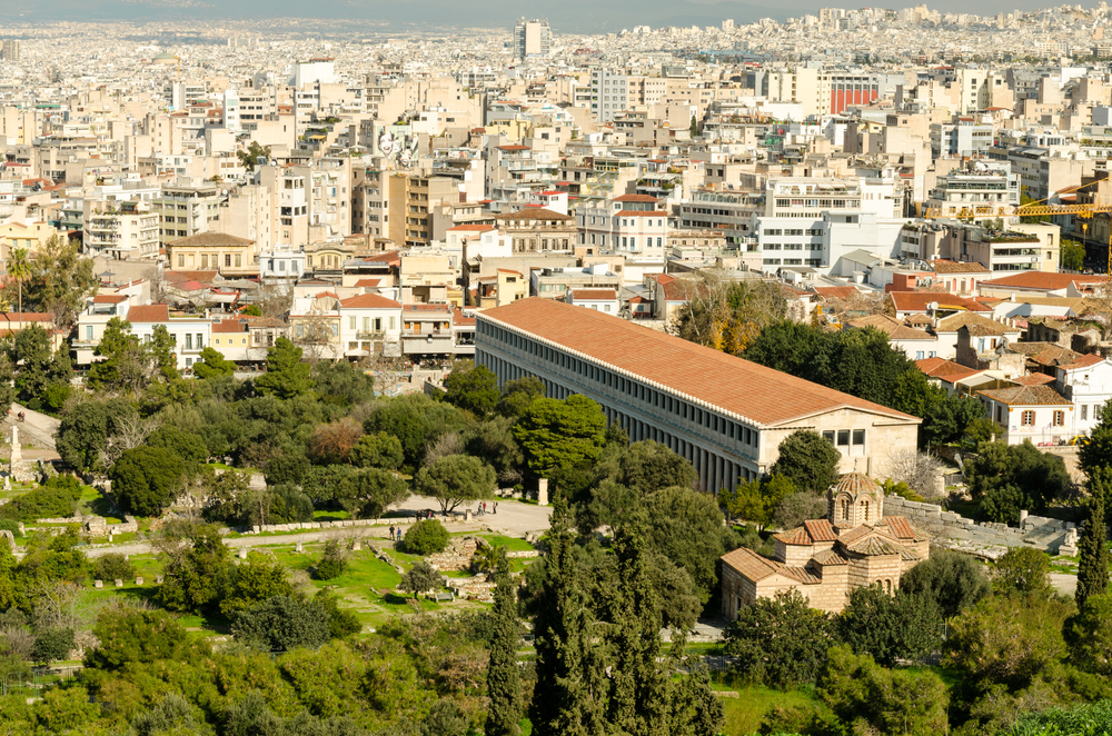 Китаец купи 100 апартамента в центъра на Атина