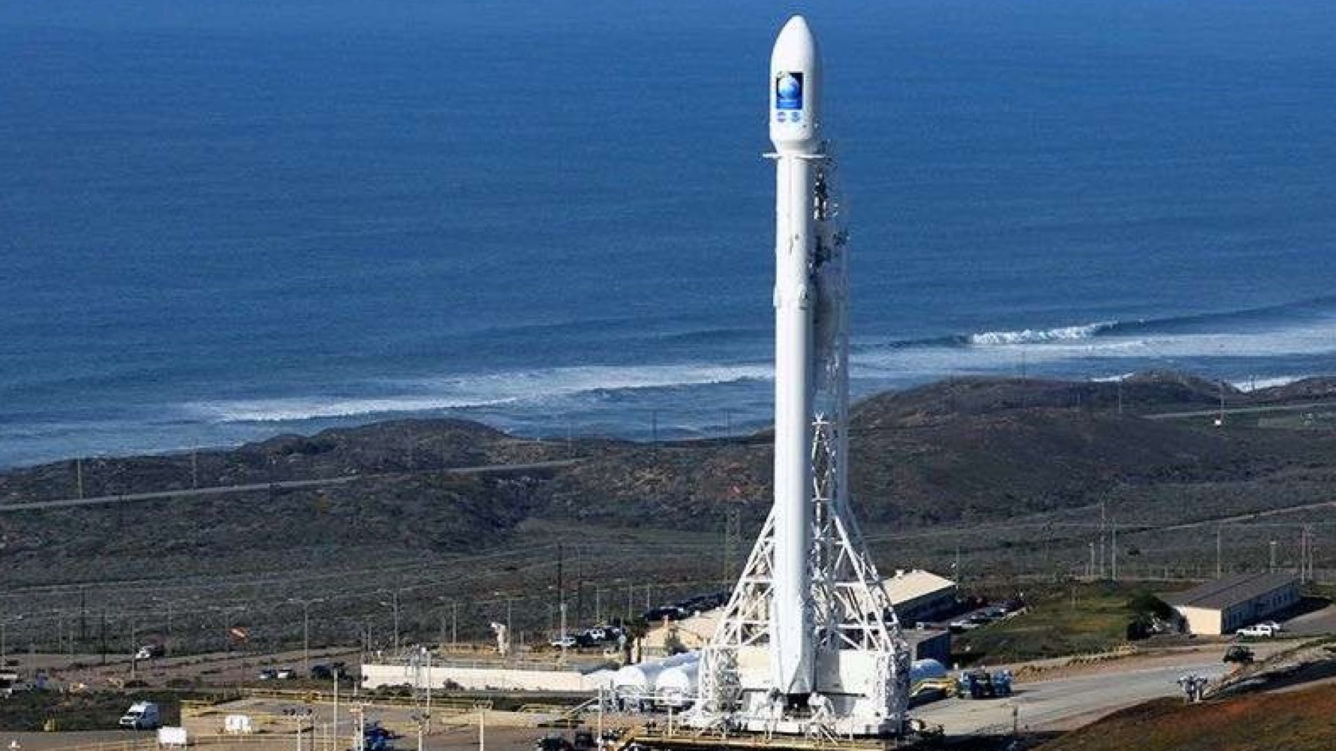 Мъск иска пълно рециклиране на Falcon 9