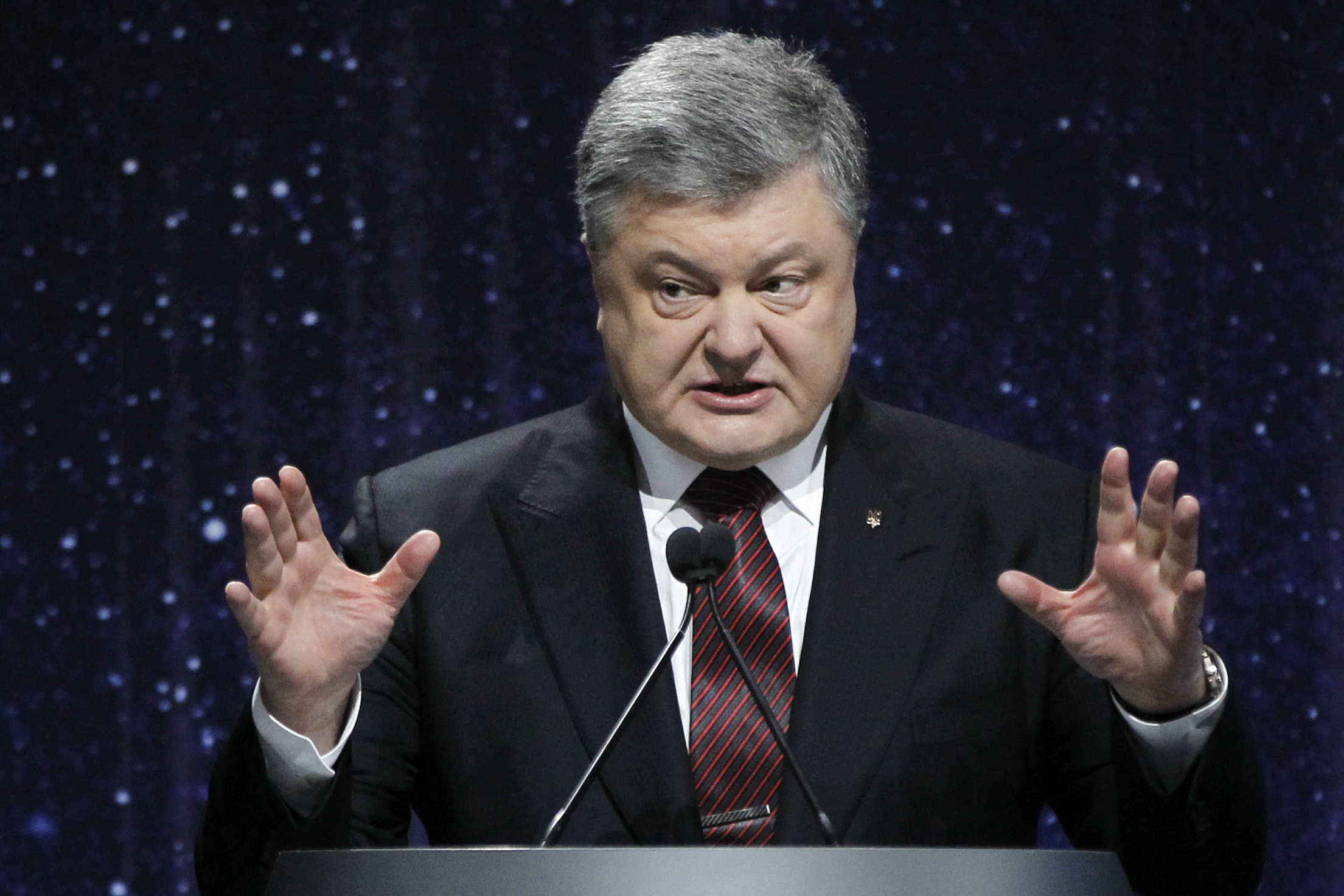 Украинският президент Петро Порошенко нарече убийството на Вороненков ”акт на руски държавен тероризъм”