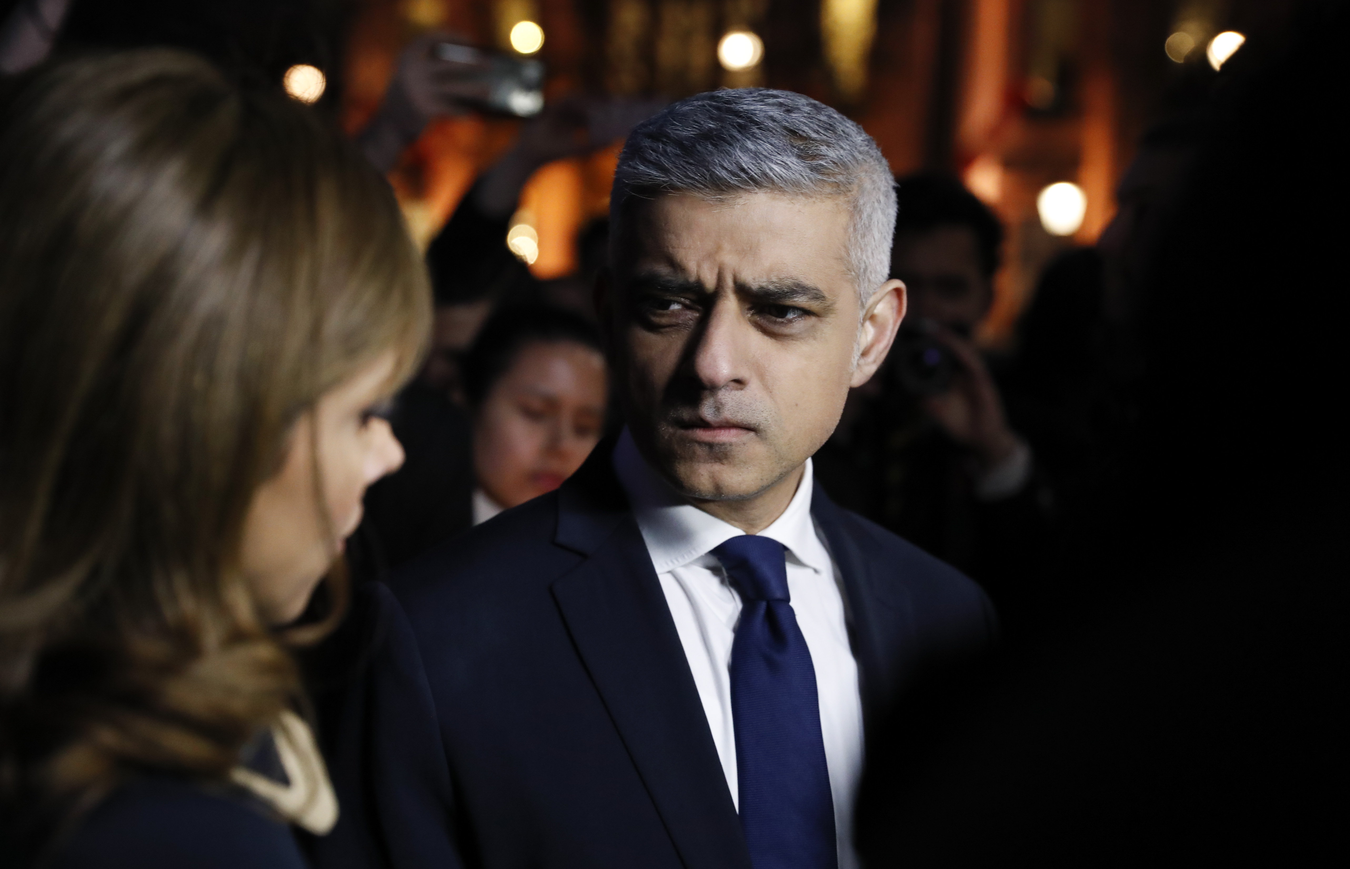 Пет са вече жертвите на терориста, окървавил Лондон