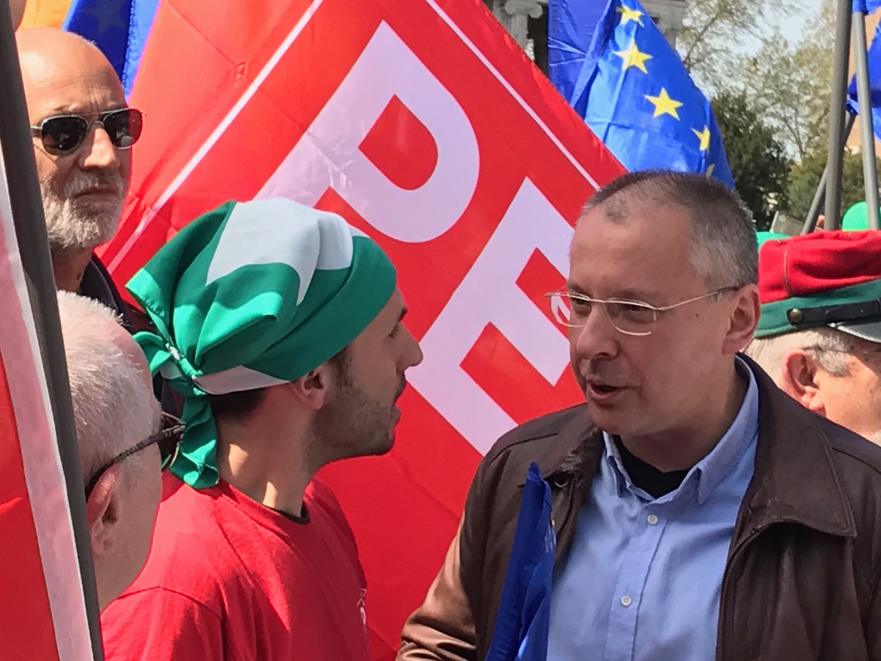 Заедно с европейски лидери Сергей Станишев се включи в Марша за Европа