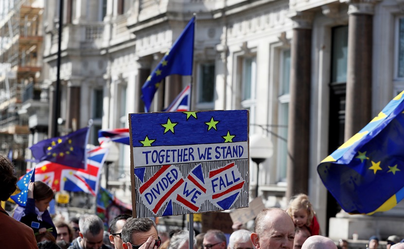 80 000 протестираха в Лондон срещу Брекзит