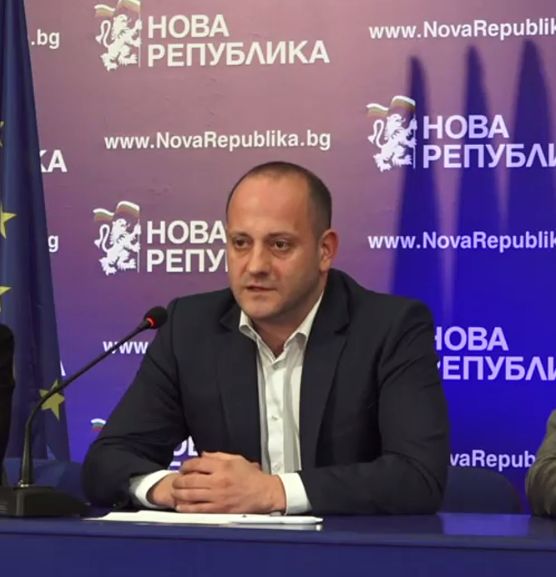 Радан Кънев: Десният избирател в България ще води новото обединени.