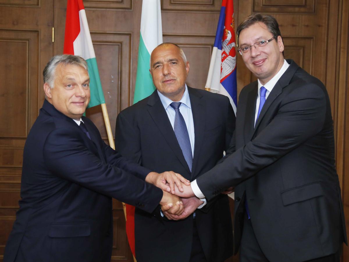 Вучич и Орбан пожелаха на Борисов силно правителство