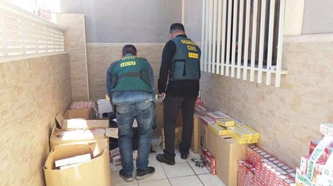 40 задържани в международна акция за контрабандни цигари