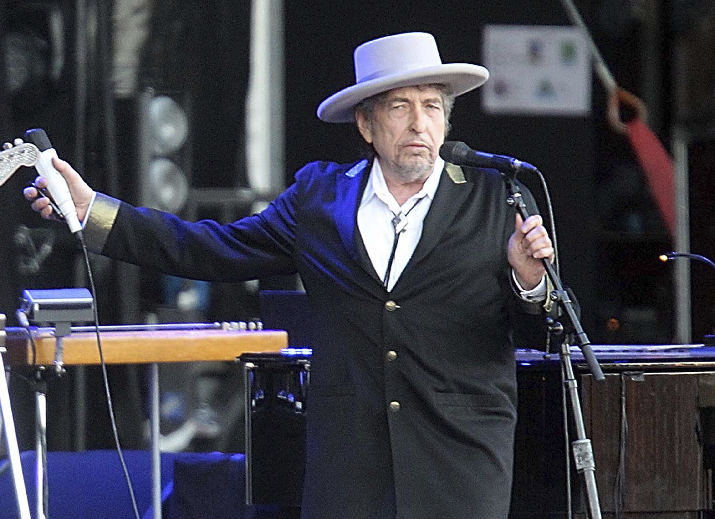 Боб Дилън е ”черпил вдъхновение” от ”Моби Дик”