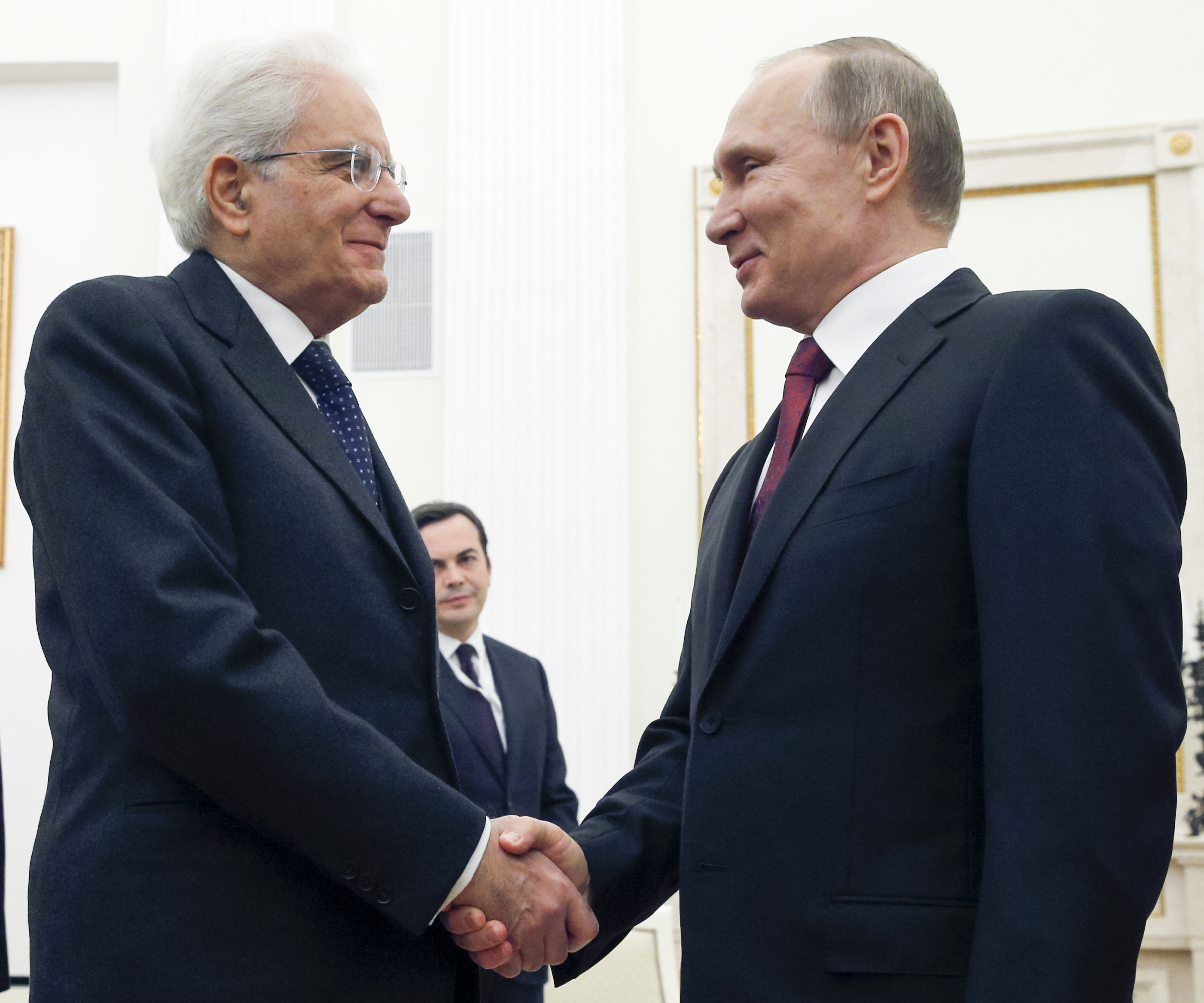 Руският президент Владимир Путин проведе среща с италианския си колега Серджо Матарела в Кремъл