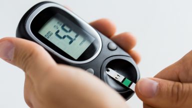 Защо захарният диабет тип 2 повишава риска от сърдечно и бъбречно заболяване?