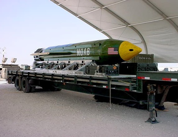 САЩ използваха за първи път ”майката на всички бомби”