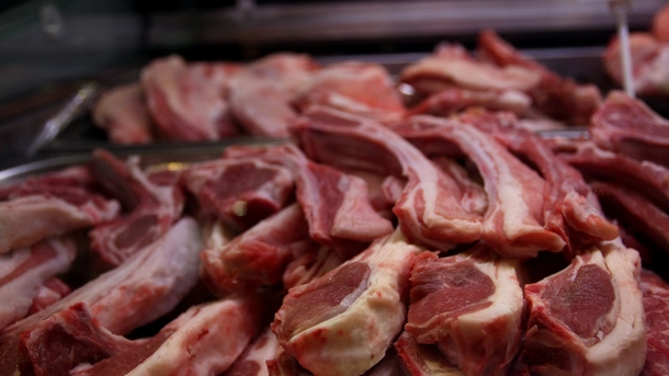В Габрово цената на българското агнешко месо падна под 13 лева