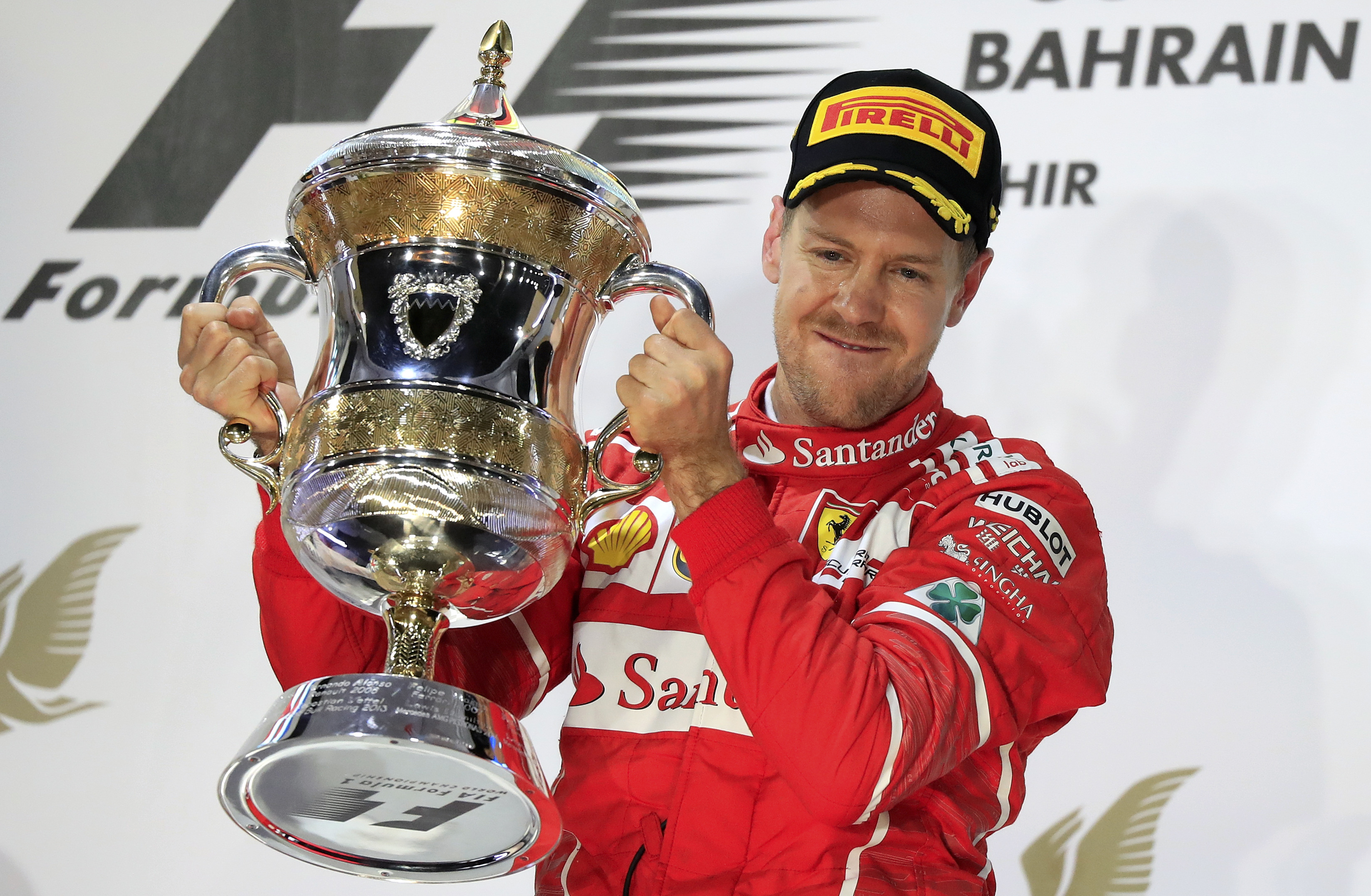 Пилотът на ”Ферари” Себастиан Фетел (Германия) спечели третото състезание през този сезон във Формула 1