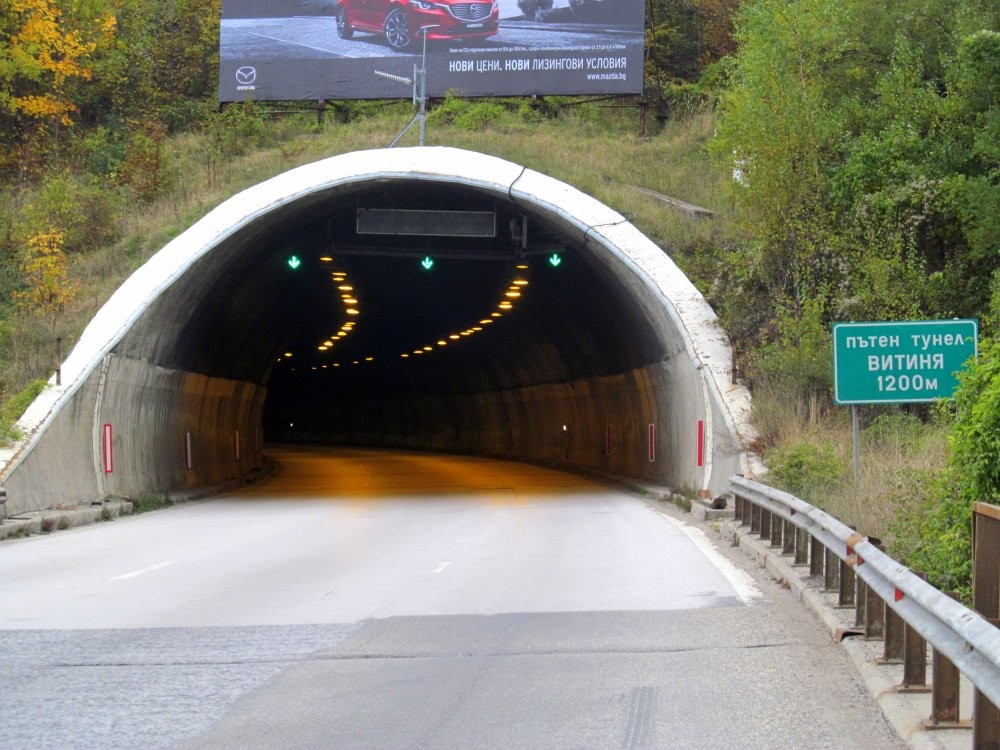 Тръбата за София на тунел ”Витиня” вече е с енергоефективно LED осветление