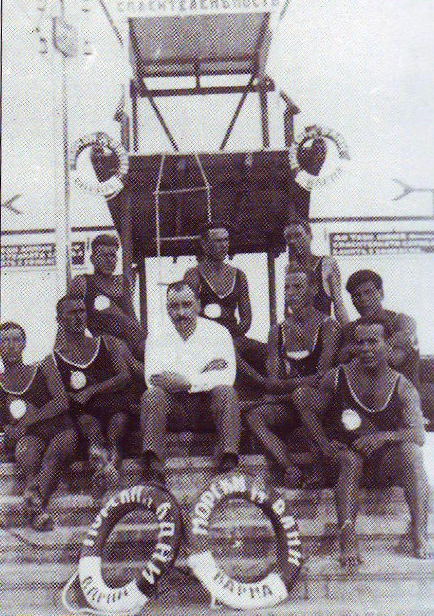 Водни спасители на варненския плаж през 1928 г.