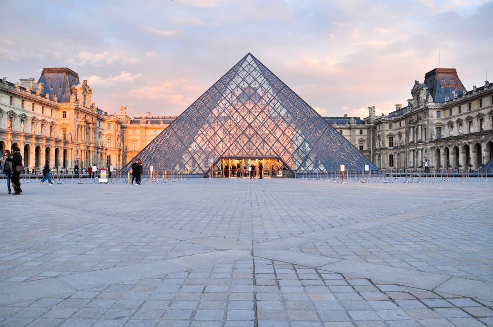 Aрхитектът, създал пирамидата на Лувъра, навършва 100 години