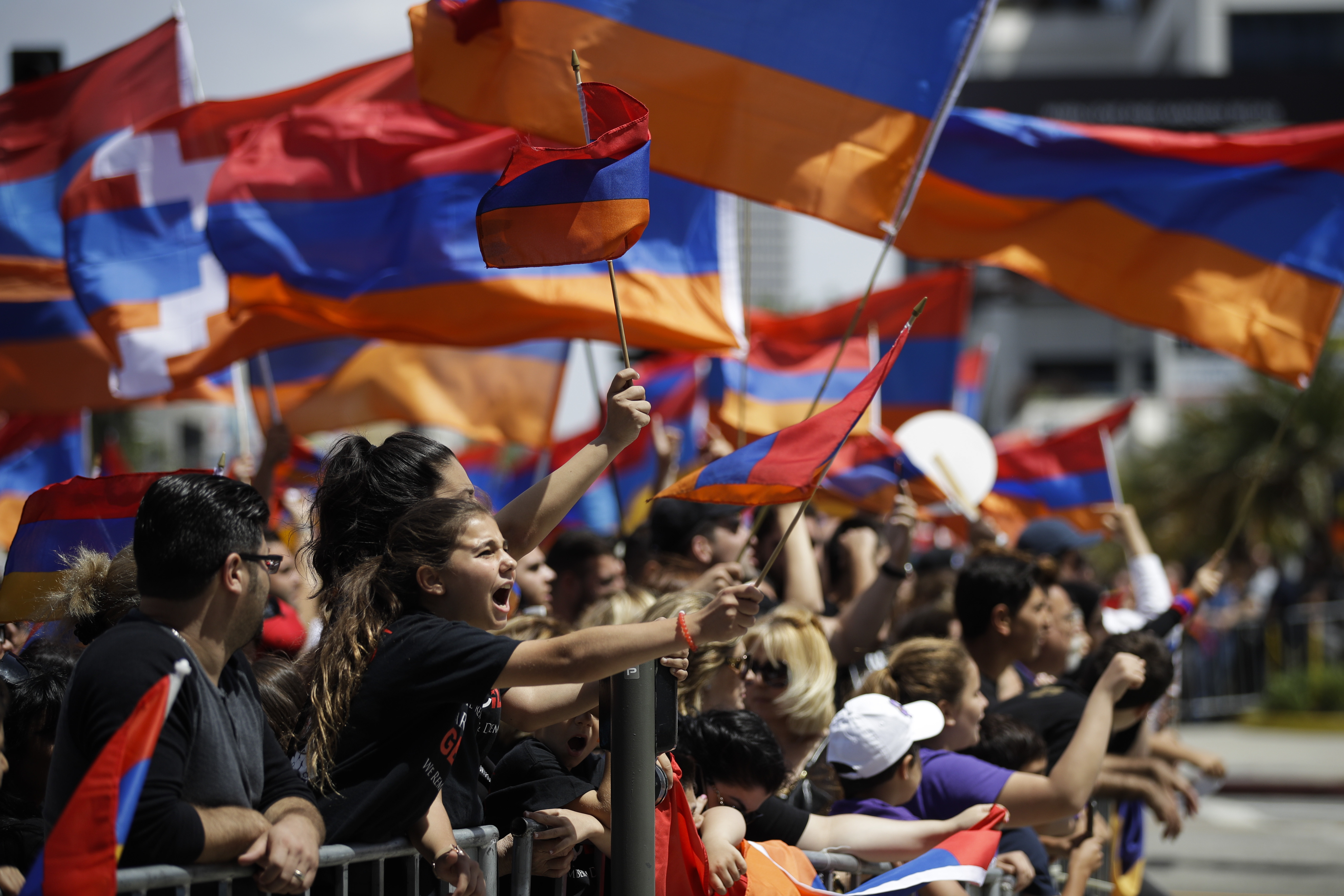 Арменците отбелязаха 102-та годишнина от османския геноцид